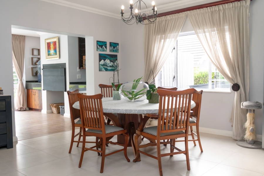 4 Bedroom Property for Sale in Walmer Eastern Cape
